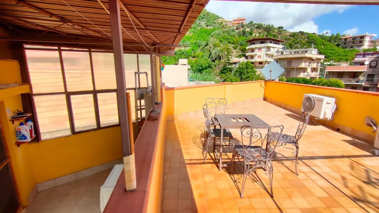 הוילה מסינה Casa Soprano Da Anita מראה חיצוני תמונה